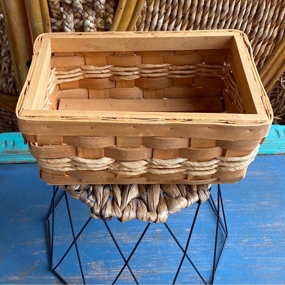 Natural Woven Storage Decretive Basket